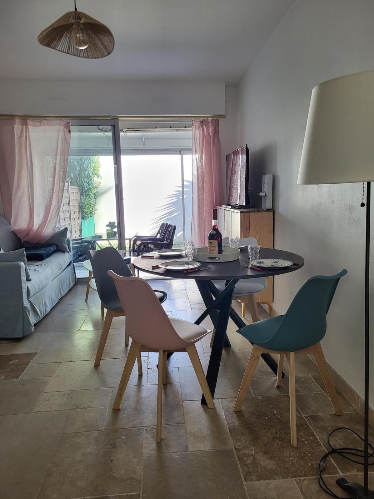 Le Petit Platane * Royan